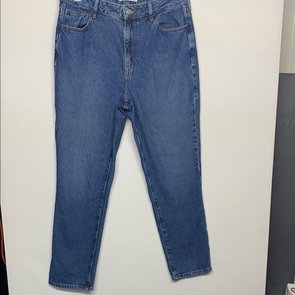 PacSun Blue Straight Leg Mom Jeans - Picture 2 of 11